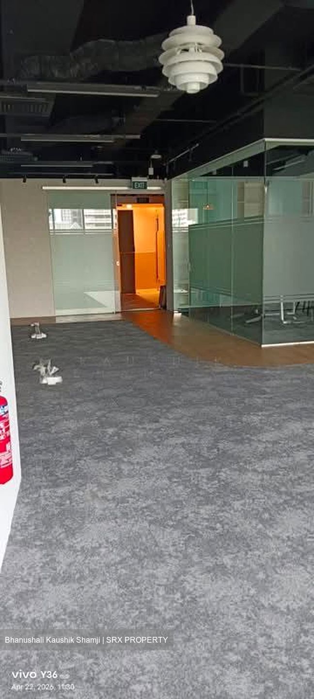 PLUS (D1), Office #568050281